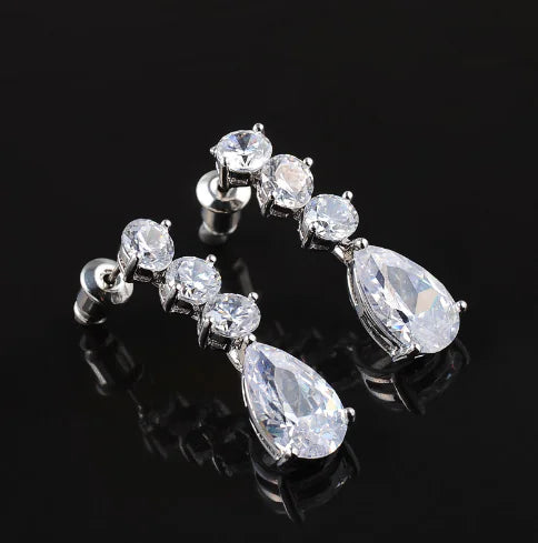 Elegant Zircon Necklace and Earring Set for Brides